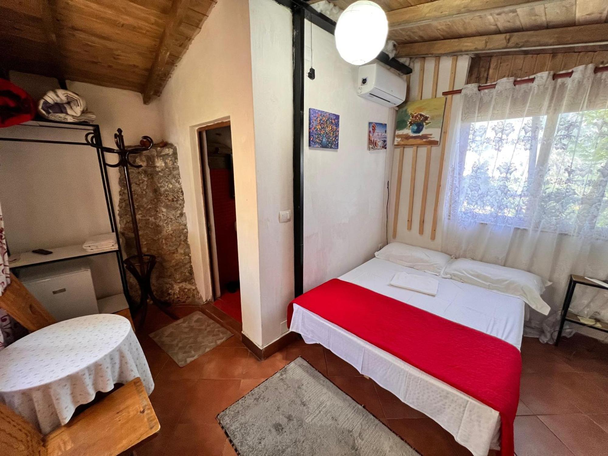 Rooms Nesti Inside Of Castle Krujë Esterno foto